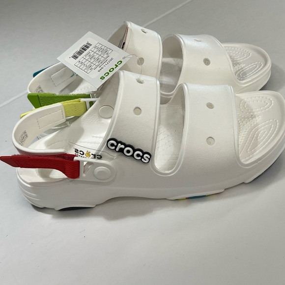 CROCS White Sandals with Adjustable Straps and Ventilation - Picture 3 of 14